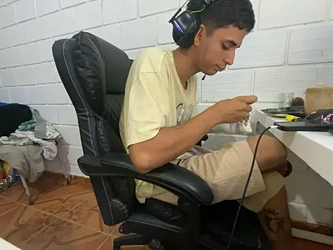 Max TheHorseDick online show from 02/19/26, 09:23