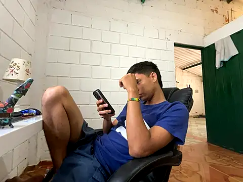 Max TheHorseDick online show from 11/24/25, 09:04