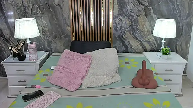 Nyakimgold online show from 06/10/26, 12:28