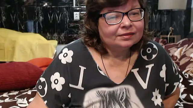 Snapshot of SweetMommaX chatting on 03/14/26, 07:20 SweetMommaX online show from 03/14/26, 07:20