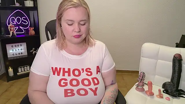 MargotGrey online show from 05/25/26, 06:39