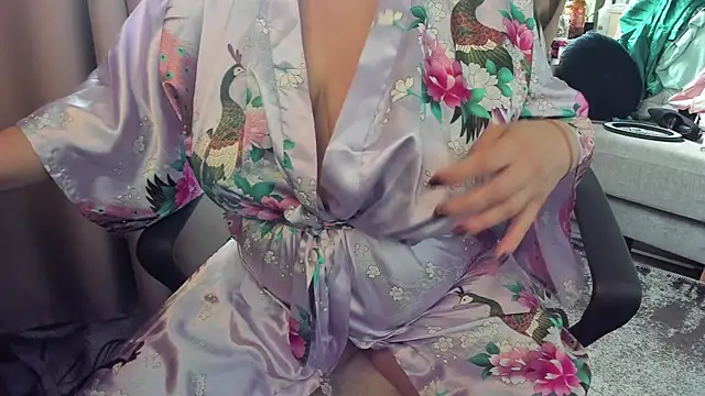 Snapshot of Anita-boobs chatting on 11/23/25, 10:03 Anita-boobs online show from 11/23/25, 10:03