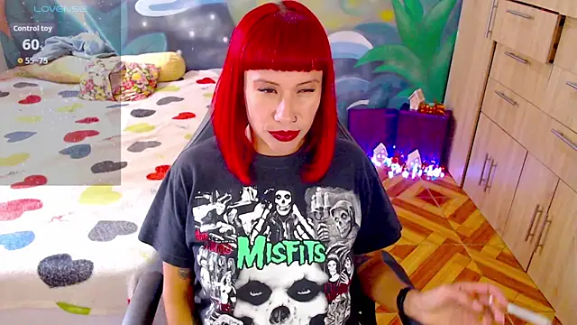 Snapshot of Eimy_lorens chatting on 12/21/25, 06:31 Eimy lorens online show from 12/21/25, 06:31