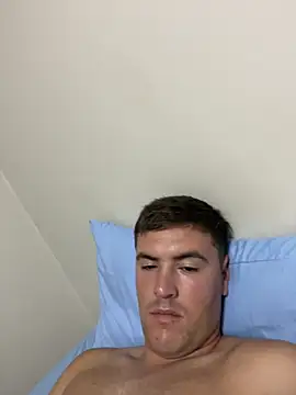 urielpereira online show from 05/21/26, 12:08