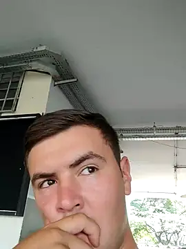 urielpereira online show from 02/16/26, 06:17
