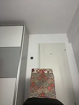 Snapshot of snow_flakee chatting on 03/06/25, 11:03 snow flakee online show from 03/06/25, 11:03