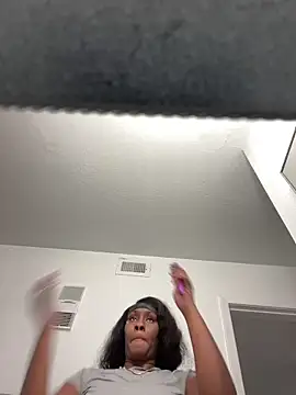 Foreignthababyy online show from 03/25/26, 05:29