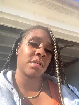 Foreignthababyy online show from 12/02/25, 06:53