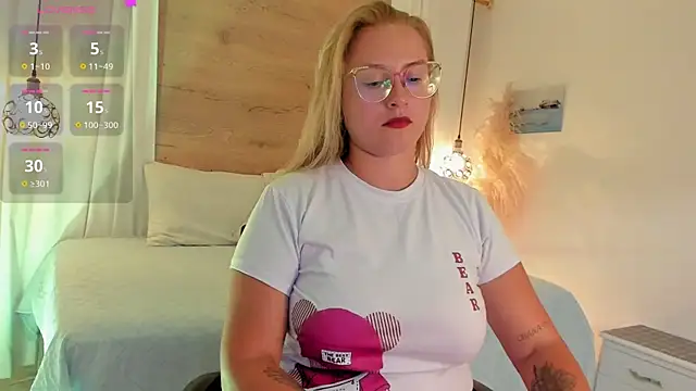 halaaa 1 online show from 03/04/26, 06:59