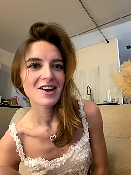 -AngelAri- online show from 11/15/25, 09:08