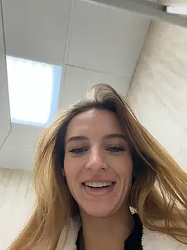 -AngelAri- online show from 10/29/25, 06:07