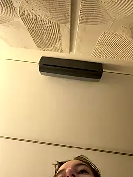 -AngelAri- online show from 11/29/25, 02:06