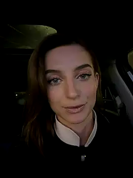 -AngelAri- online show from 12/18/25, 06:12