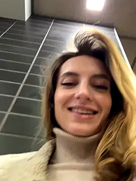 -AngelAri- online show from 10/21/25, 06:07