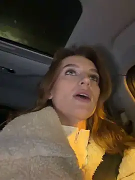 Snapshot of -AngelAri- chatting on 02/13/26, 06:19 -AngelAri- online show from 02/13/26, 06:19