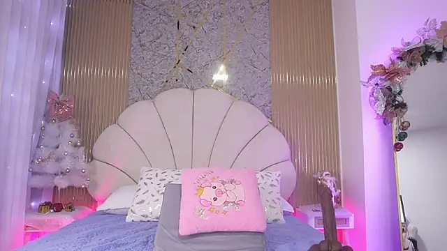 Snapshot of mssburbuja chatting on 11/28/25, 03:07 mssburbuja online show from 11/28/25, 03:07