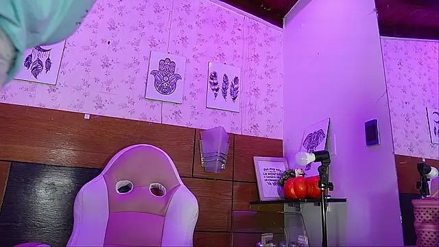 mssburbuja online show from 03/06/25, 03:13