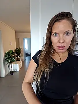 novaforyou1 online show from 12/02/25, 02:08