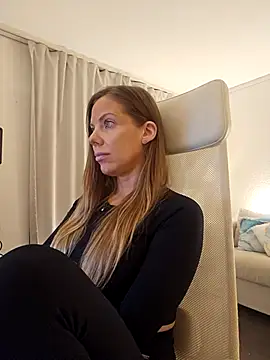 novaforyou1 online show from 11/09/25, 04:55