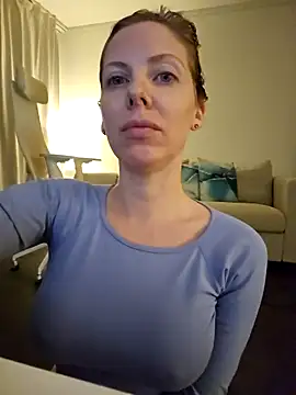 novaforyou1 online show from 10/03/25, 02:07