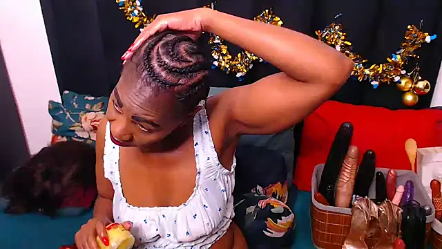 sexybootylicious online show from 12/19/25, 07:55