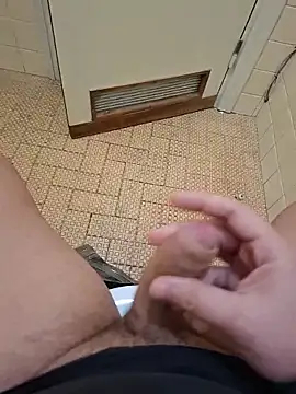 Frossi94 online show from 12/17/25, 03:50