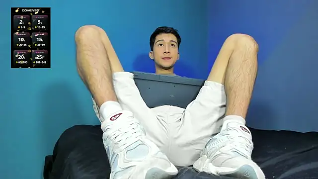 Snapshot of tom_Howard chatting on 12/13/24, 12:53 tom Howard online show from 12/13/24, 12:53