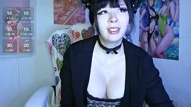 Haru Queenn online show from 11/05/25, 10:57