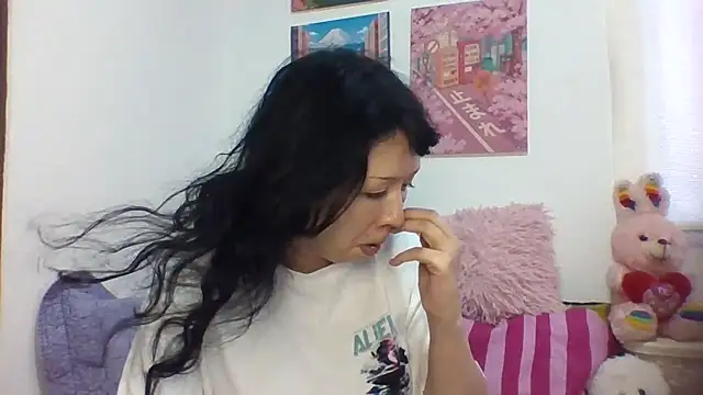 Haru Queenn online show from 09/12/25, 09:25