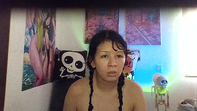 Haru Queenn online show from 10/18/25, 10:01