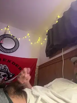 Snapshot of Dfkon420 chatting on 12/18/25, 04:17 Dfkon420 online show from 12/18/25, 04:17