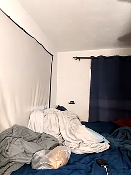 JadaSkyy online show from 04/22/26, 08:48