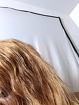 JadaSkyy online show from 10/23/25, 12:20