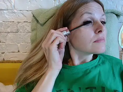 Angel girllovemy online show from 12/18/25, 09:25