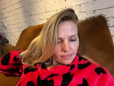 Angel girllovemy online show from 03/04/25, 03:15