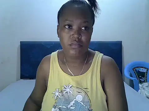 Snapshot of Spice202 chatting on 10/06/25, 10:21 Spice202 online show from 10/06/25, 10:21