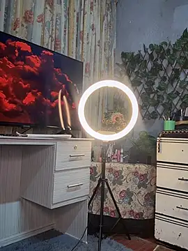 uma patna000 online show from 12/14/25, 10:48