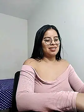 charlotte moineau online show from 02/22/25, 02:39