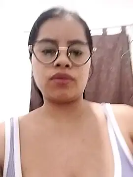 charlotte moineau online show from 01/17/26, 08:45