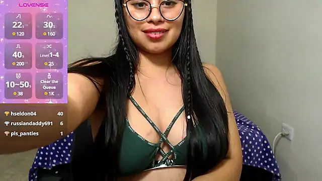 charlotte moineau online show from 12/21/24, 01:58