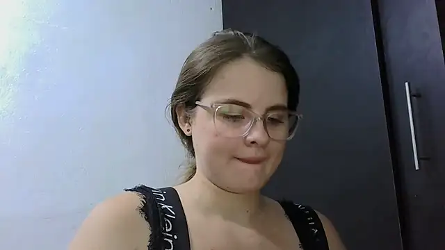 HellenMiyer1111 online show from 04/07/26, 03:25