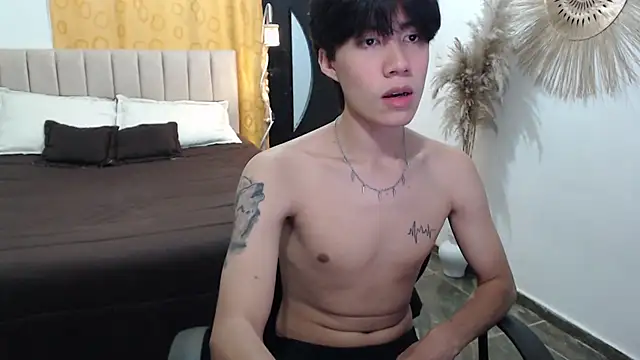 Snapshot of Elio-cam chatting on 11/14/25, 03:21 Elio-cam online show from 11/14/25, 03:21