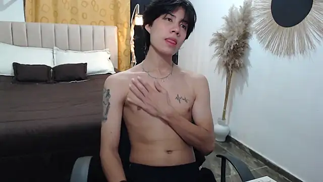 Elio-cam online show from 04/02/26, 08:21