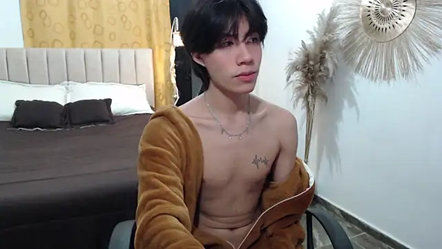 Snapshot of Elio-cam chatting on 11/06/25, 08:29 Elio-cam online show from 11/06/25, 08:29