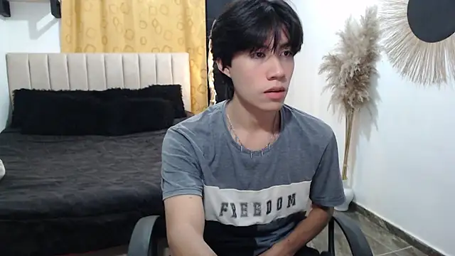 Elio-cam online show from 03/16/26, 04:09