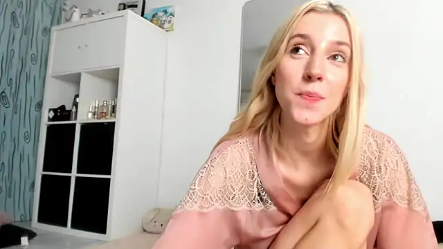 KenzieDawton online show from 09/22/25, 08:48