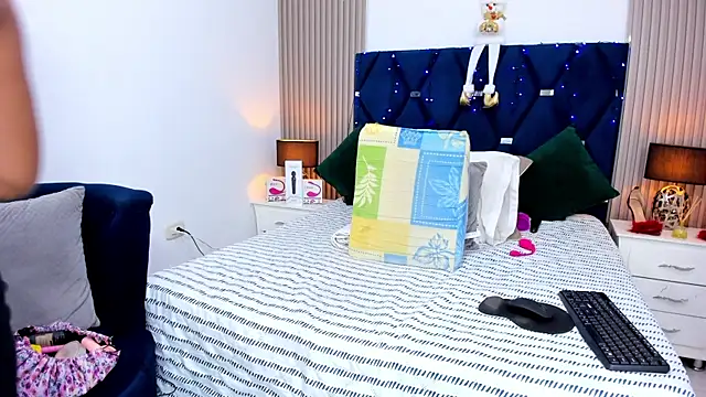 gabytyara2 online show from 12/03/25, 05:23