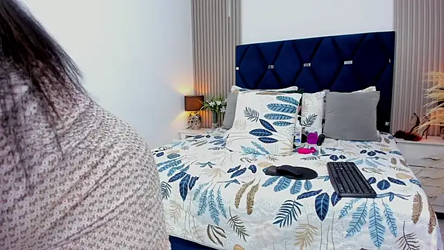 gabytyara2 online show from 03/09/26, 04:21