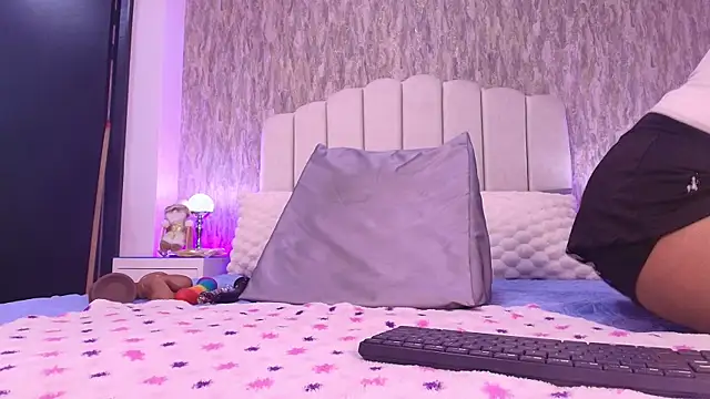 raven lilith  online show from 12/03/25, 03:07