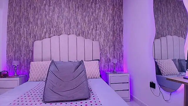 raven lilith  online show from 03/19/26, 03:06